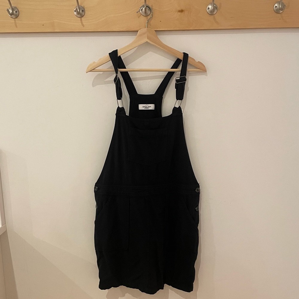 Carly Jean Los Angeles CJLA Black Overall Dress
